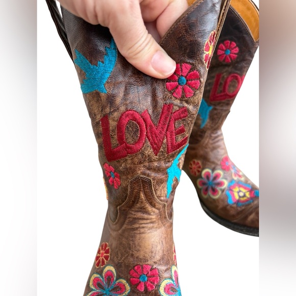 Old Gringo Embroidered love floral leather Brown western Cowboy Boots 8.5 - Picture 4 of 10